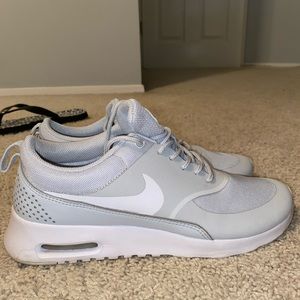 Nike Thea air max